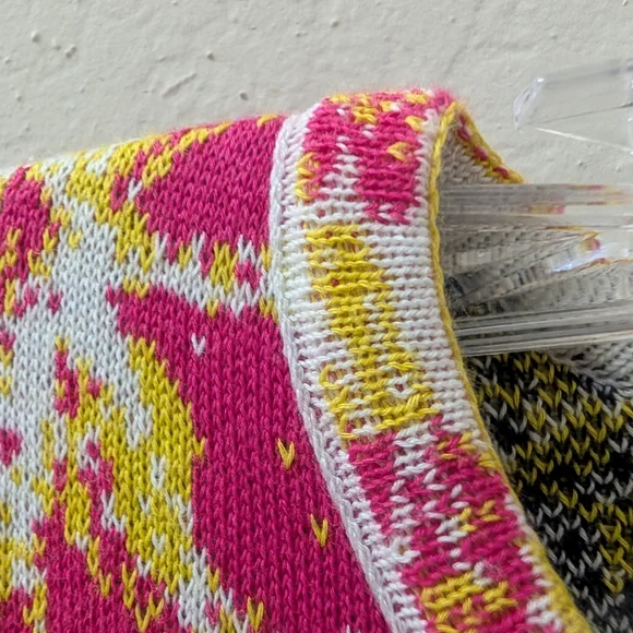 Floral Button-Up Cardigan - Picture 4 of 13